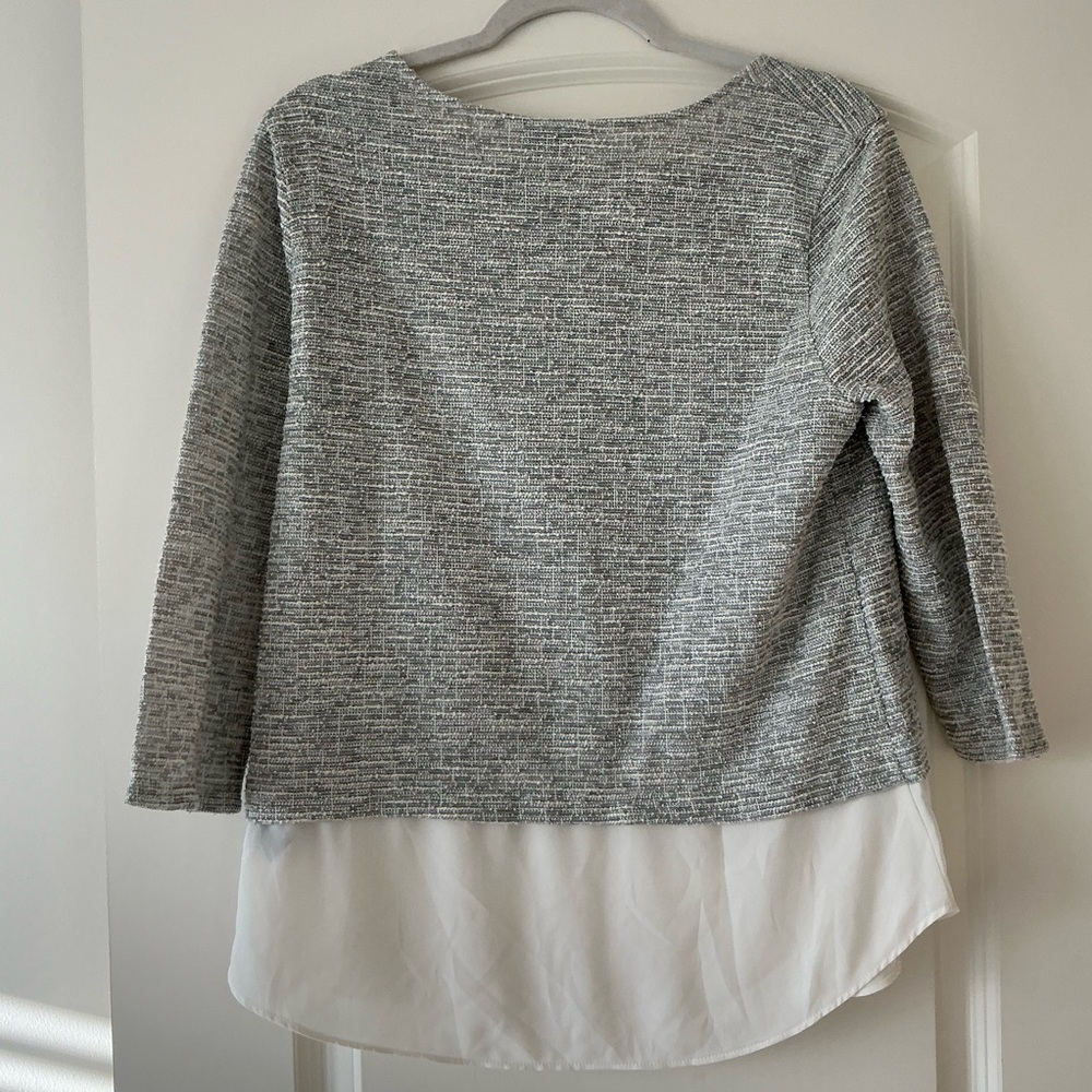 Express Gray/White Top - Picture 5 of 7